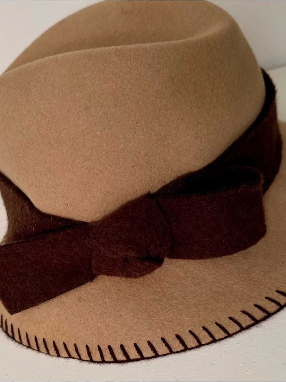 Alessandra Bacci Firenze Camel Hat w/ Dark Brown Band